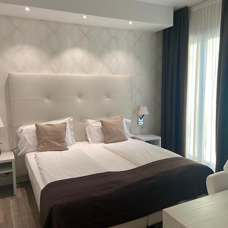 International Beach Hotel Каорле Экстерьер фото