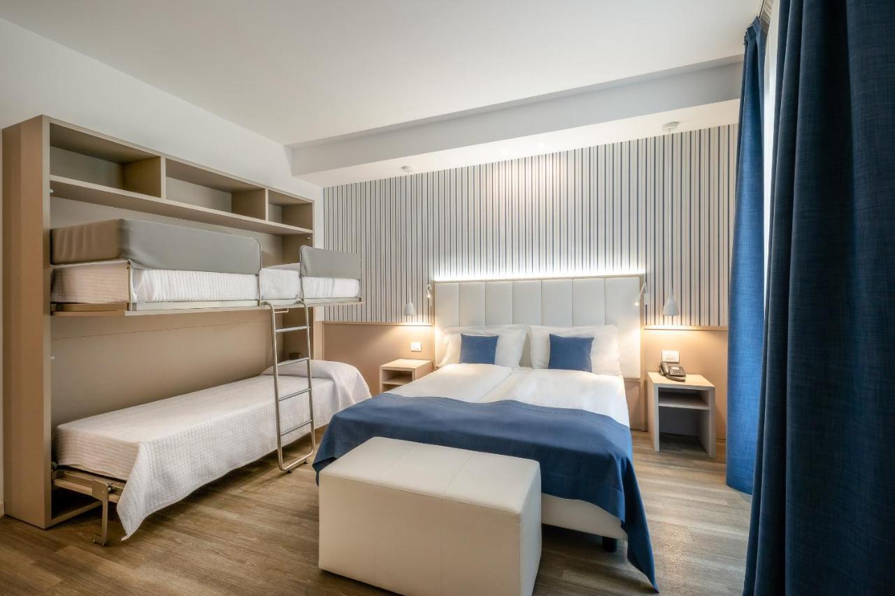 International Beach Hotel Каорле Экстерьер фото